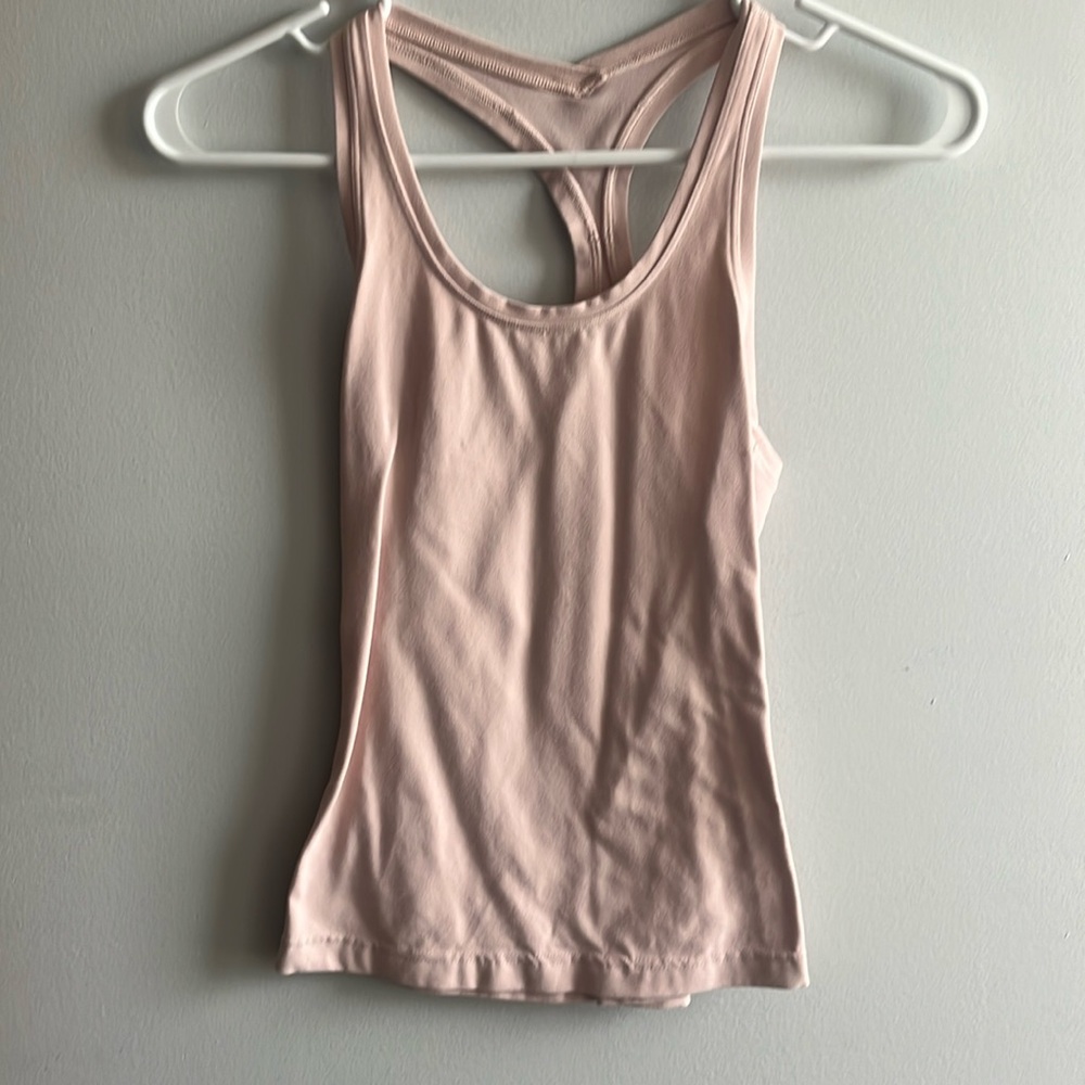 Size 2 lulu top